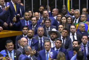 Estratégia da oposição para incluir anistia ampla durante votação de projeto coloca governistas em alerta