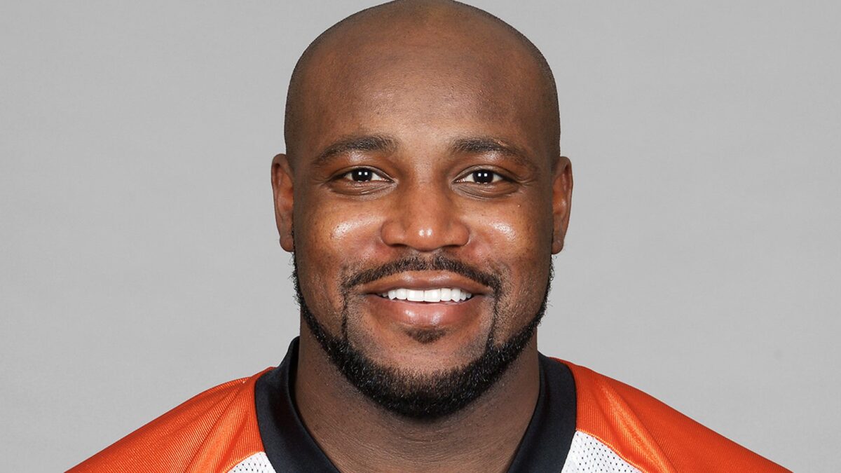 Ex-estrela da NFL Rudi Johnson morto aos 45