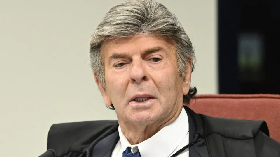 Fux atende Alcolumbre e mantém número de deputados por estado para eleição de 2026