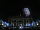 “Grace for the World”, música e espetáculo de drones iluminam a Praça São Pedro