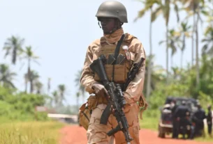 Guerra civil agrava violência contra mulheres na Nigéria, diz jornalista local