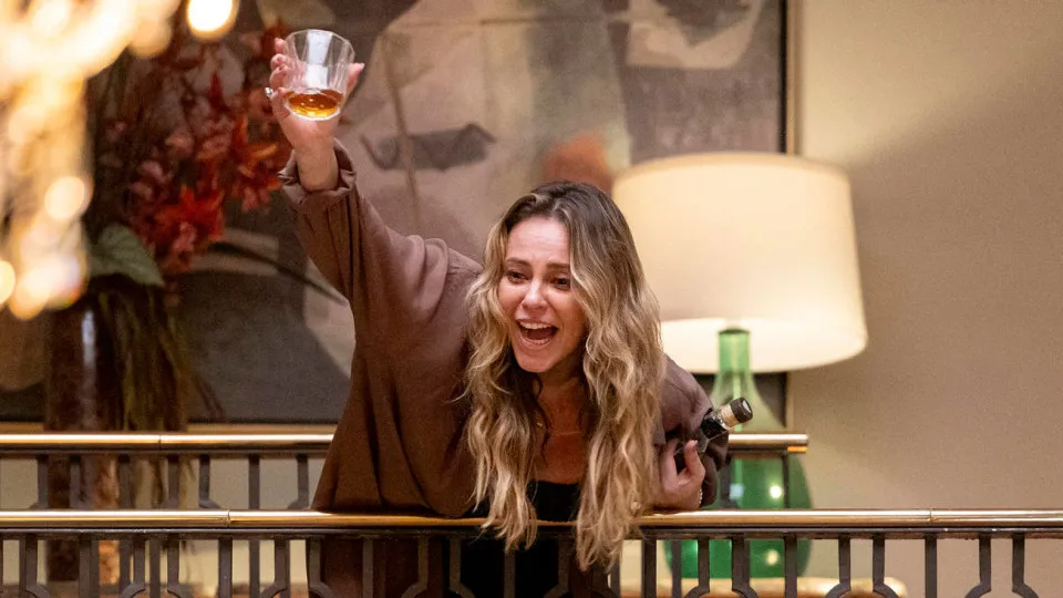 'Heleninha Me Desafia': Paolla Oliveira Comenta Sobre 'Vale Tudo'