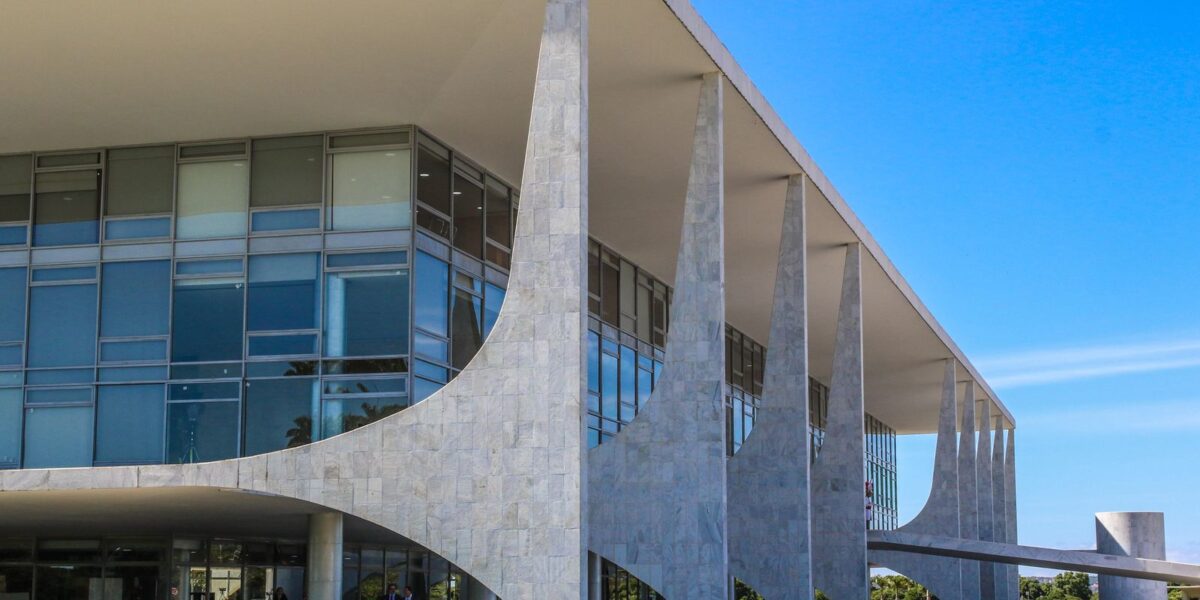 Homem tenta invadir Palácio do Planalto duas vezes na mesma noite