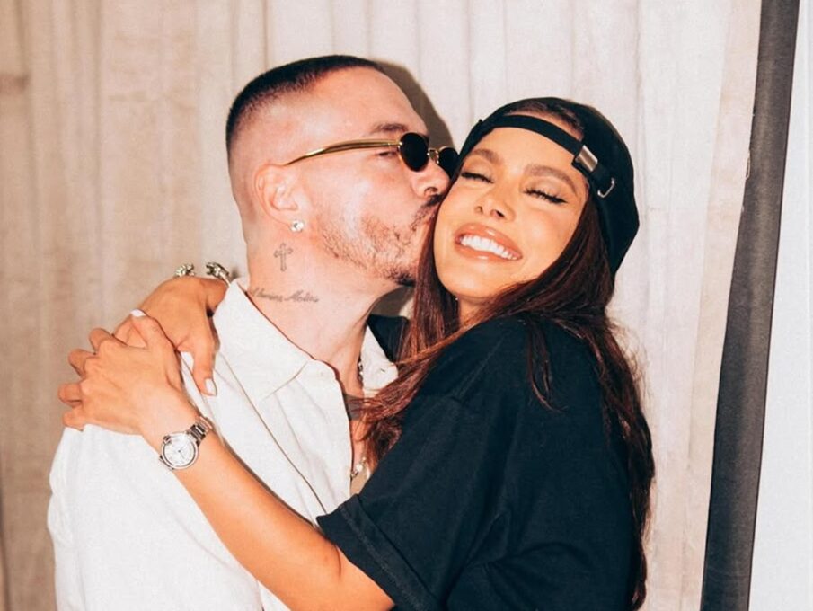 J Balvin Comenta Possível Participação de Anitta em Show Não A cidade