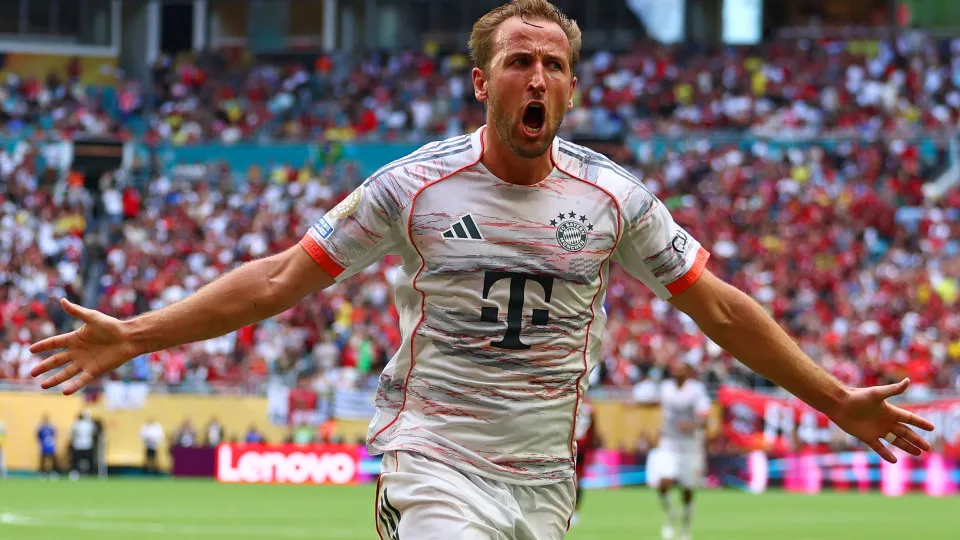 Kane dá show e leva Bayern de Munique à vitória sobre o Chelsea pela Champions