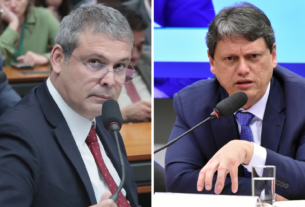 Líder do PT critica discurso de Tarcísio em ato pró-anistia e diz que governador age como 'advogado de Bolsonaro'