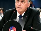Lula assinará cassação de medalha exibida por Bolsonaro caso ocorra pena militar