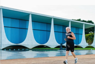 Lula participa de corrida em comemoração aos 95 anos do MEC em Brasília neste domingo