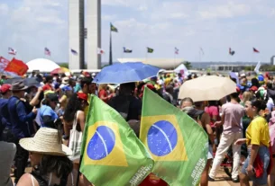 Manifestantes vão às ruas em sete capitais contra a PEC da Blindagem e anistia