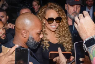 Mariah Carey Chega ao Brasil e Atende Fãs Na Porta De Hotel