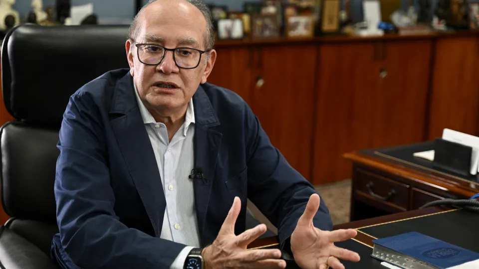 Mendes diz que STF está unido na defesa de democracia e que espera 'tempos mais pacíficos'