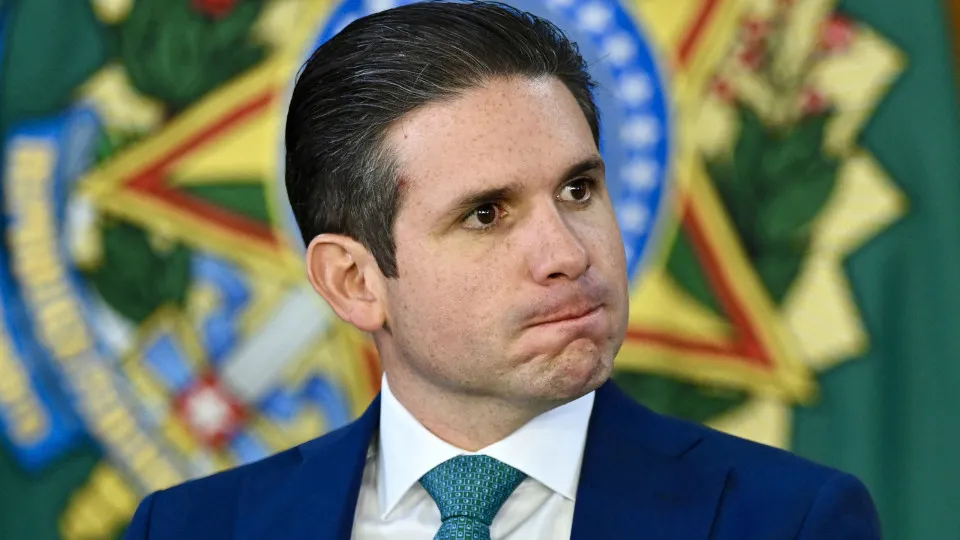 Motta articula para barrar anistia ampla e propõe redução de penas que pode beneficiar Bolsonaro