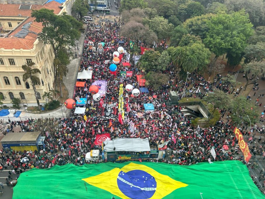 Movimentos e partidos de esquerda realizam atos contra a anistia