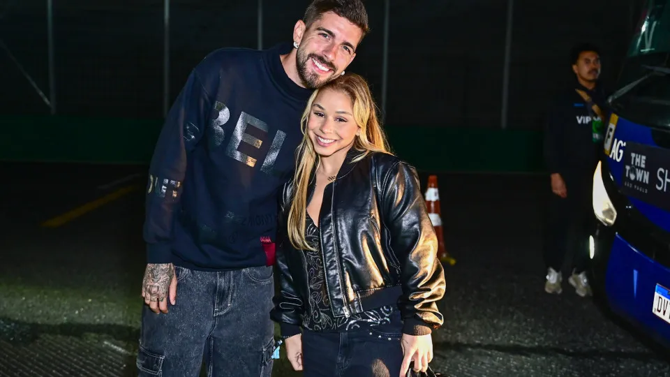 Não, a cidade, Flavia Saraiva assume Namoro com FIHO de ÍDOLO DO BOTAFOGO