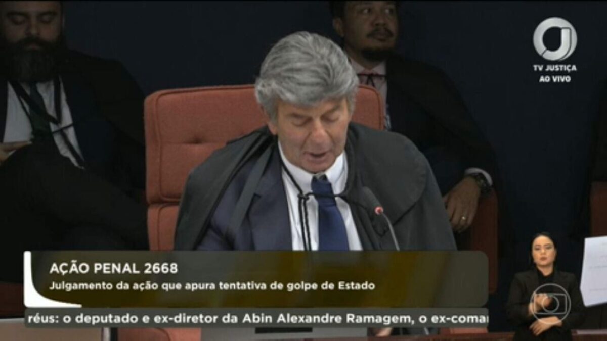 Oposição vê voto de Fux 'melhor que qualquer expectativa'