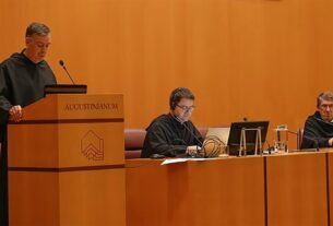 Padre Joseph Farrell é eleito novo prior-geral dos agostinianos