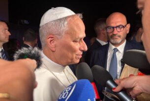 Papa sobre o êxodo de Gaza: é preciso encontrar outra solução