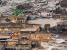Pescadores atingidos por queda de barragem do Fundão recebem benefício