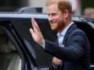 Príncipe Harry Aparece de Surpresa em Kiev E Promete Apoiar Militares