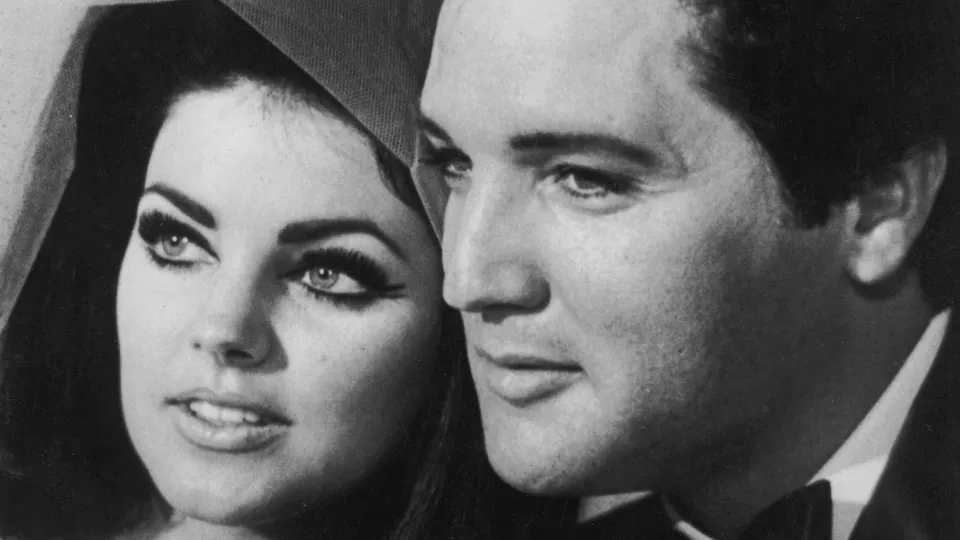 Priscilla Presley Diz Que Elvis Quis Contratar Assassino para Mate