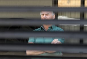 Progressão de regime para condenados em processos penais segue mudanças feitas por lei assinada por Bolsonaro; entenda