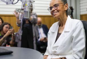 Rádio Nacional da Amazônia celebra 48 anos no ar