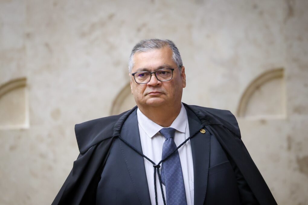 STF libera temporariamente novas matrículas em faculdades municipais; entenda