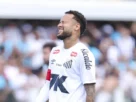 Santos vai de mal a pior e Neymar culpa o gramado: "Sintético é uma me**"