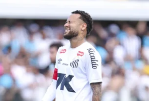 Santos vai de mal a pior e Neymar culpa o gramado: "Sintético é uma me**"