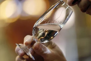 Saúde lista principais sinais e sintomas de intoxicação por metanol