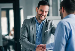 Sol em Libra traz novas oportunidades de emprego para estes signos