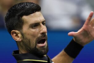 Tennis jogadores que servem rostos engraçados no US Open!