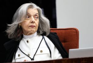 Trama golpista: Dino diz que julgamento é 'check-up' da democracia e Cármen Lúcia espera que seja 'remédio'