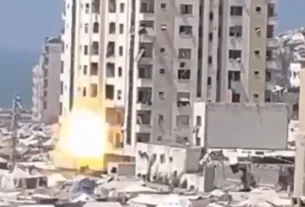 Veja o momento em que um edifício em Gaza colapsa após ataque israelense