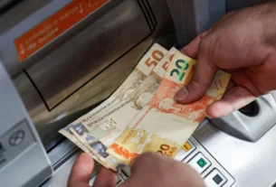 Veja o valor do salário mínimo previsto para os próximos quatro anos