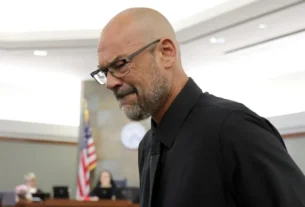 Apresentador descobre ao vivo que esposa planejava sua morte