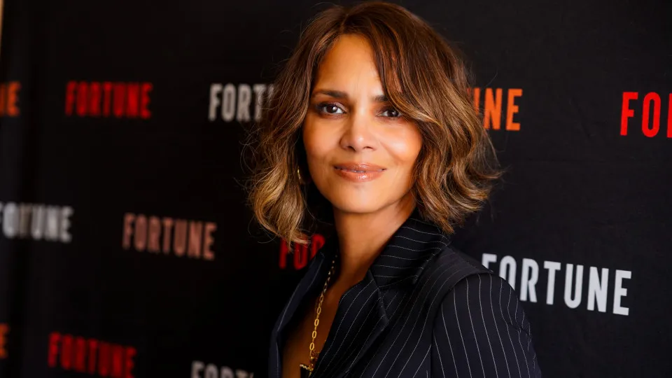 Atrizes que já foram Bond Girls e você esqueceu