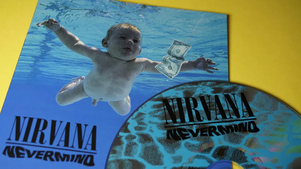 Bebê do nirvana perde Nova Aça contra banda ao se dizer víima de abuso sexual