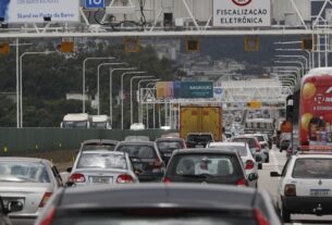 Carro é o principal meio de transporte para o trabalho, diz Censo