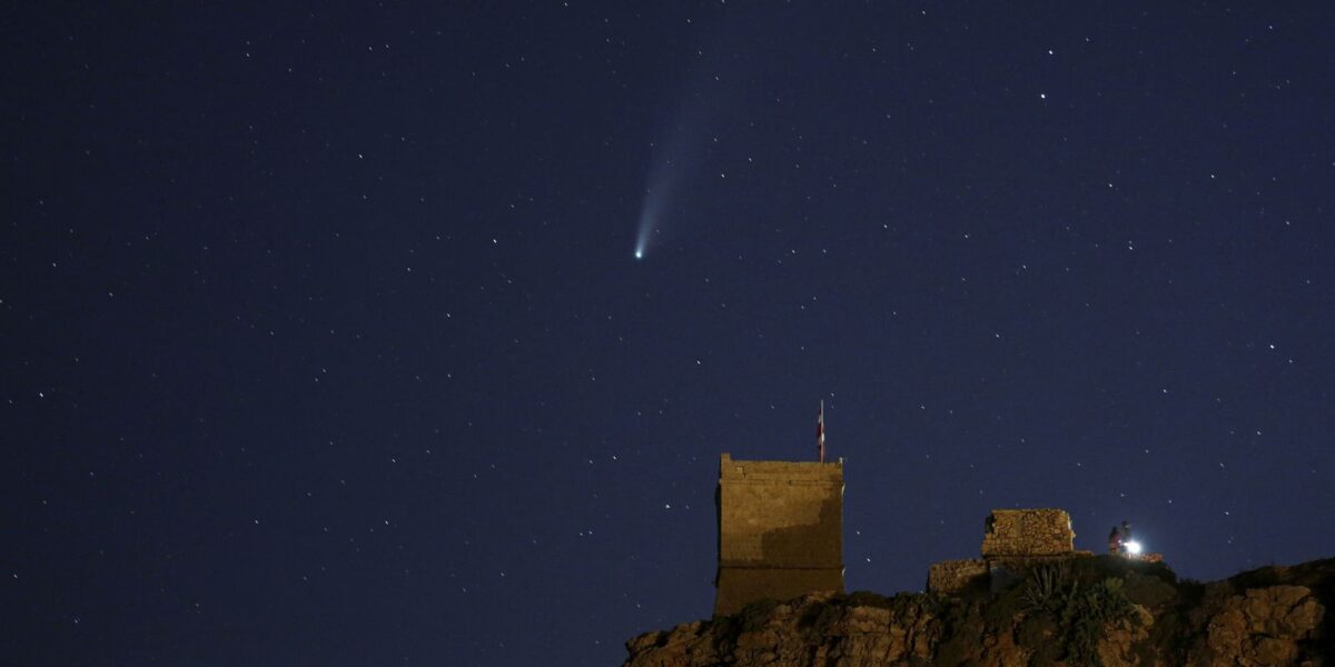 Chuva de meteoros Orionídeas poderá ser vista em todo país; saiba mais
