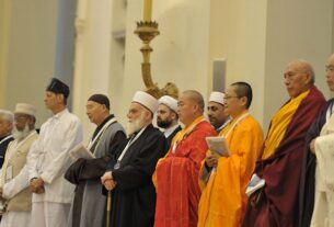 Deepavali: hindus e cristãos comprometam-se com a paz no espírito da Nostra aetate