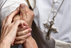 “Dilexi te”, Leão XIV: não se pode separar a fé do amor pelos pobres