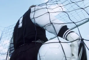 Federação comemora sucesso após proibir pais de atletas em jogos da base