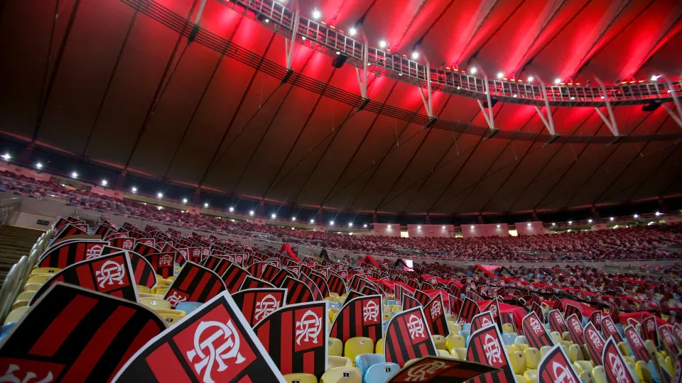 Flamengo mostra força, muda ambiente e vê virtudes à prova por liderança