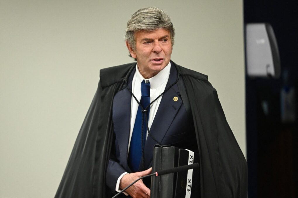 Fux pede vista  e estende julgamento que já tem maioria para manter Moro réu por calúnia