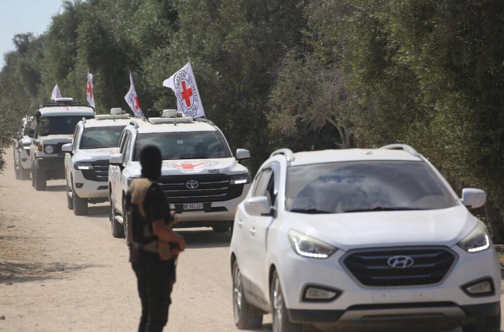 Gaza: libertados 20 reféns israelenses e assinatura de paz no Egito