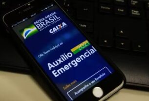 Governo cobra devolução de R$ 478 milhões pagos indevidamente no Auxílio Emergencial; 177 mil famílias foram notificadas