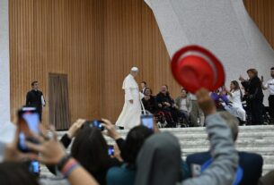 Leão XIV: a santidade floresce no serviço cotidiano aos mais vulneráveis