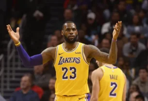 LeBron James promete anunciar “decisão das decisões” nesta terça-feira