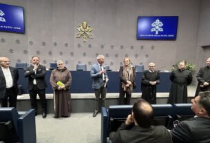 “Luzes gentis”, carismas e espiritualidade dos sete novos santos